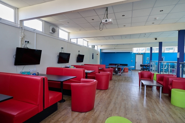 UNIVERSITY OF CHICHESTER - BOGNOR REGIS