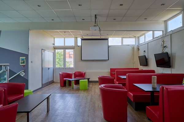 UNIVERSITY OF CHICHESTER - BOGNOR REGIS