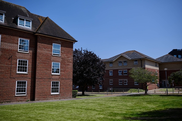 UNIVERSITY OF CHICHESTER - BOGNOR REGIS