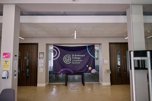 UNIVERSITY OF CHICHESTER - BOGNOR REGIS
