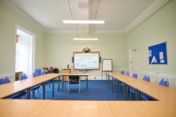 NEWBATTLE ABBEY COLLEGE - CASTLE CHRONICLES EXPERIENCE