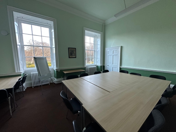 NEWBATTLE ABBEY COLLEGE - EDIMBURGO