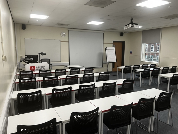 MIDDLESEX UNIVERSITY - LONDRA HENDON 