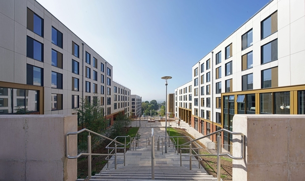 UNIVERSITY OF EXETER - EXETER