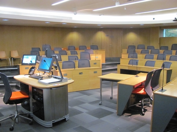 UNIVERSITY OF EXETER - EXETER