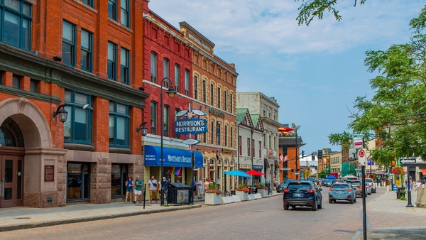 LIMESTONE DISTRICT SCHOOL BOARD - ONTARIO - KINGSTON