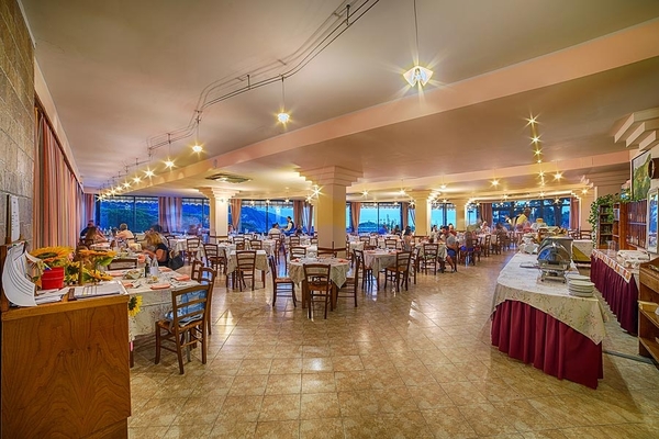 HOTEL CASA ROSA - ISOLA D'ELBA - LINGUA E AMBIENTE