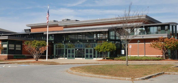 HOPKINTON HIGH SCHOOL - MASSACHUSETTS - HOPKINTON