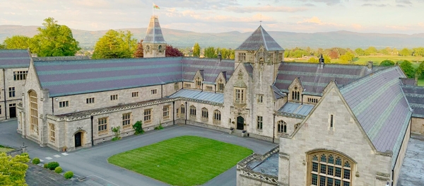 MYDDELTON COLLEGE - DENBIGH - GALLES
