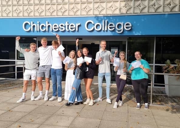 CHICHESTER COLLEGE - BOARDING SCHOOL - CHICHESTER