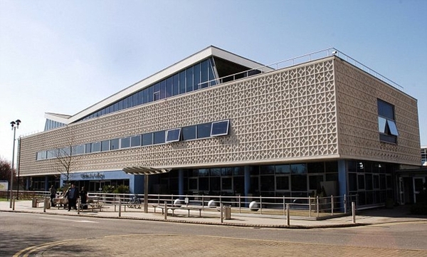 CHICHESTER COLLEGE - BOARDING SCHOOL - CHICHESTER