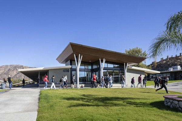 GROSSMONT UNION HIGH SCHOOL DISTRICT - CALIFORNIA - SAN DIEGO
