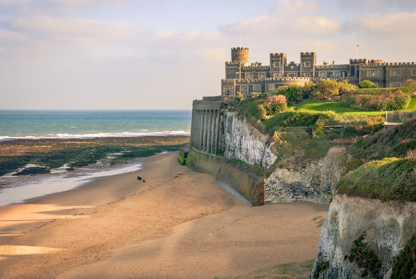BROADSTAIRS ENGLISH CENTRE - BROADSTAIRS 