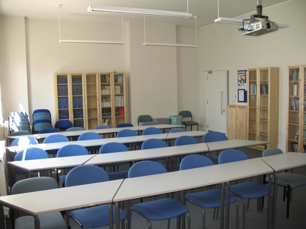 ROEHAMPTON UNIVERSITY - LONDRA RICHMOND
