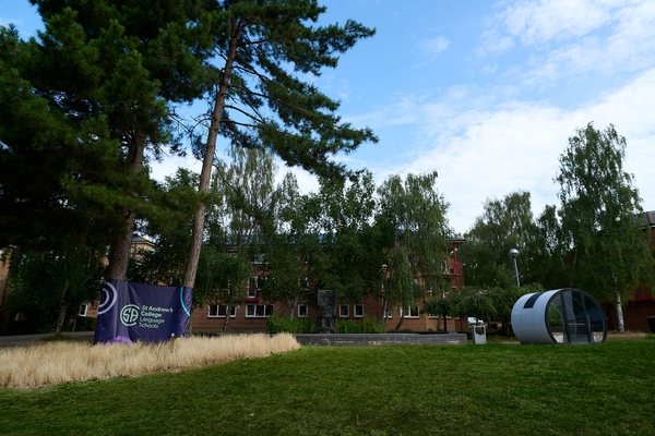 UNIVERSITY OF GREENWICH AVERY HILL CAMPUS - KEEP CALM AND GO TO LONDON