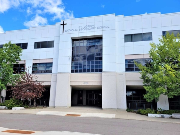 CATHOLIC DISTRICT SCHOOL BOARD OF EASTERN ONTARIO -  ONTARIO - OTTAWA