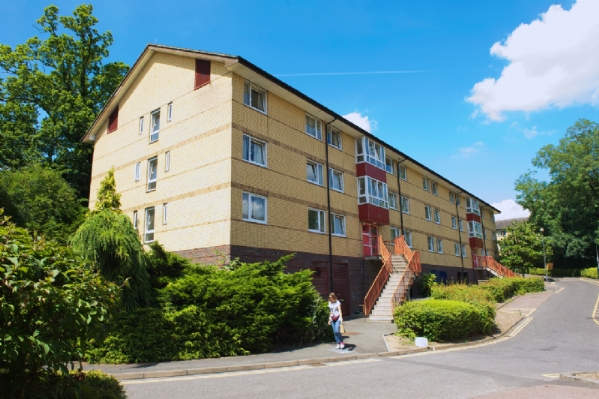 ROYAL HOLLOWAY UNIVERSITY - THE CROWN EXPERIENCE