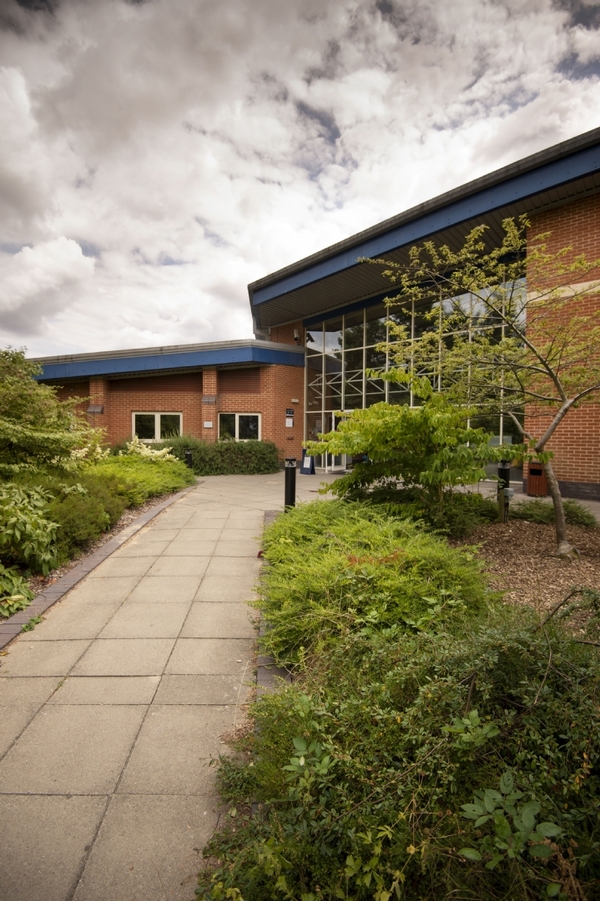 CHRIST'S SCHOOL - GRANDE LONDRA HORSHAM