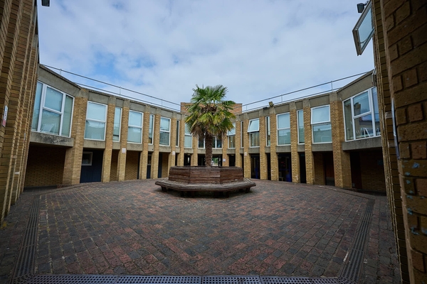 UNIVERSITY OF KENT - CANTERBURY