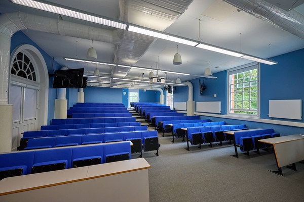 UNIVERSITY OF GREENWICH MEDWAY CAMPUS - GRANDE LONDRA CHATHAM
