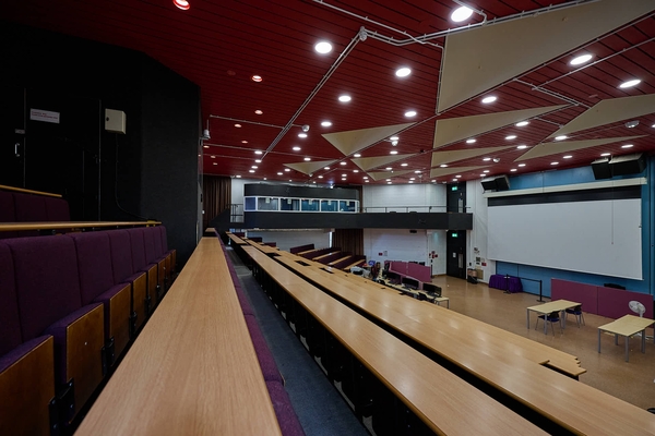 UNIVERSITY OF ESSEX - GRANDE LONDRA COLCHESTER
