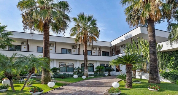 HOTEL DELFA - PAESTUM - SPORT E LINGUA