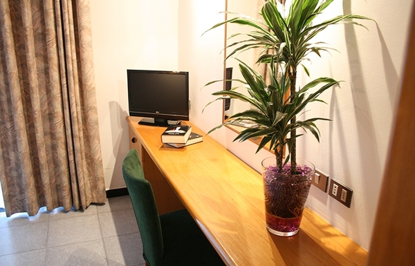 HOTEL DELFA - PAESTUM - SPORT E LINGUA