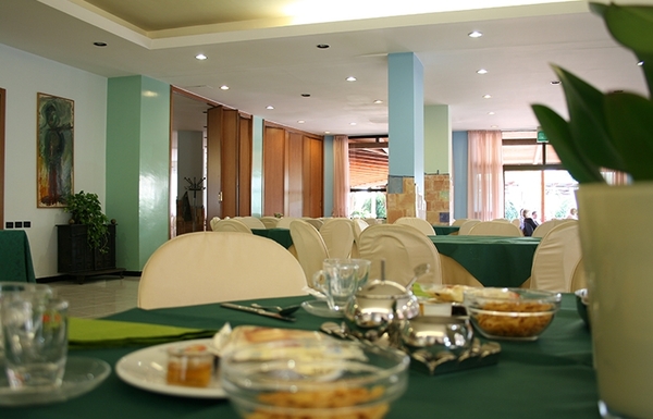 HOTEL DELFA - PAESTUM - SPORT E LINGUA