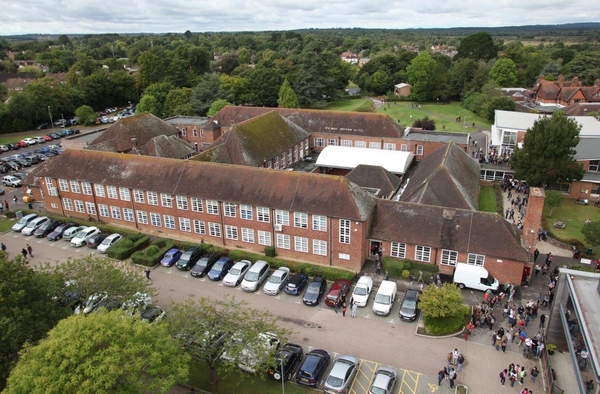 BROCKENHURST COLLEGE - BROCKENHURST - HAMPSHIRE