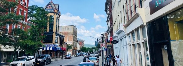 OAKWOOD FRIENDS SCHOOL - NEW YORK - POUGHKEEPSIE