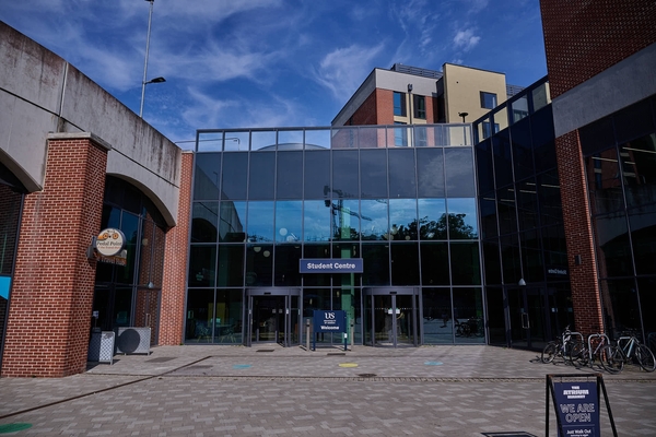 UNIVERSITY OF SUSSEX FALMER CAMPUS - BRIGHTON