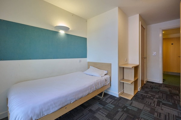 UNIVERSITY OF SUSSEX FALMER CAMPUS - BRIGHTON