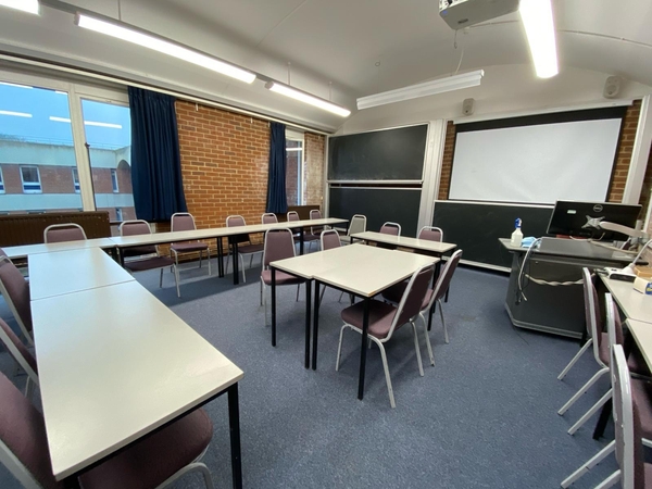 UNIVERSITY OF SUSSEX FALMER CAMPUS - ROYAL PAVILION EXPERIENCE