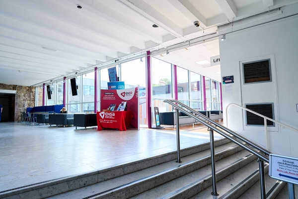 NAPIER UNIVERSITY - EDIMBURGO