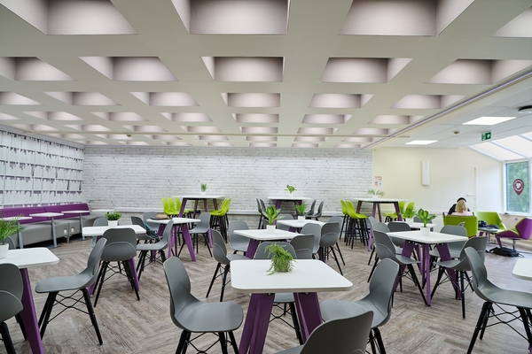 KEELE UNIVERSITY - KEELE