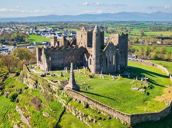 Cashel e le Mitchelstown Caves