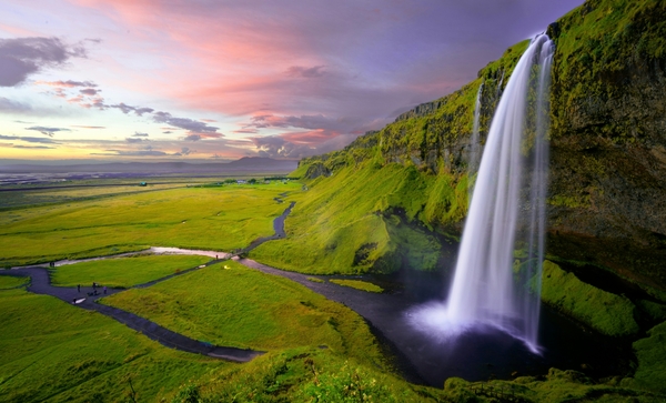 Seljalandsfoss e Skógar