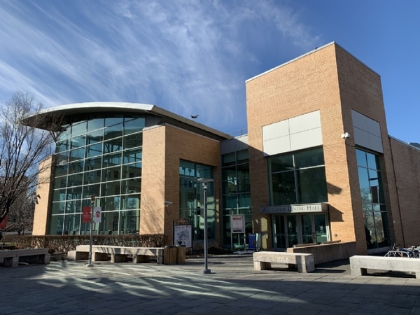 ST JOHN'S UNIVERSITY - NEW YORK - FLAT&FRIENDS