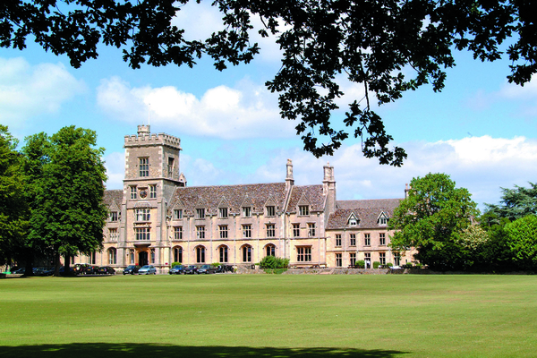 COTSWOLD INTERNATIONAL - CIRENCESTER