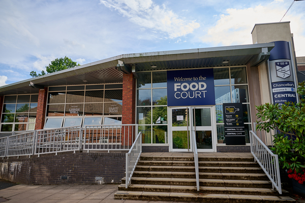 KEELE UNIVERSITY - KEELE