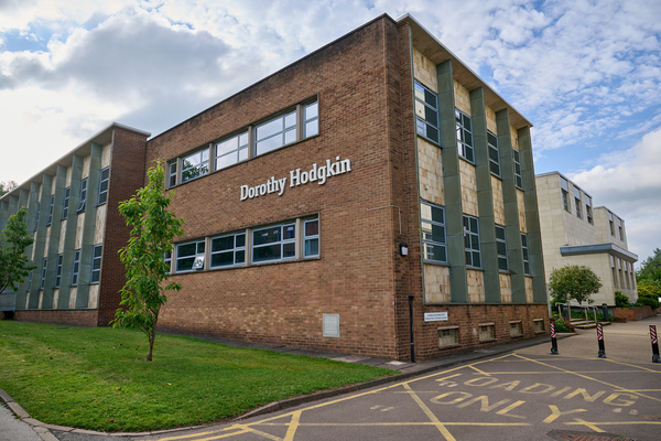 KEELE UNIVERSITY - KEELE